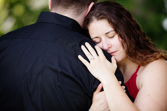 Gray's-Lake-Engagement-Portrait
